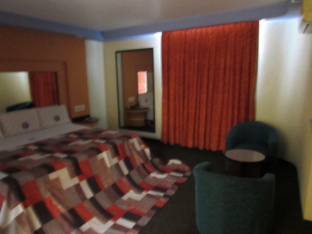 Motel Gran Vallarta (Adults Only) Celaya  Εξωτερικό φωτογραφία
